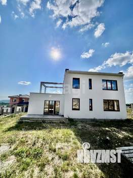 Дом 245м&sup2;, 2-этажный, участок 6 сот.  