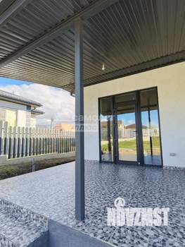 Дом 130м&sup2;, 1-этажный, участок 9 сот.  