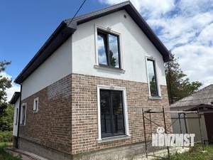 Дом 123м&sup2;, 2-этажный, участок 4 сот.  