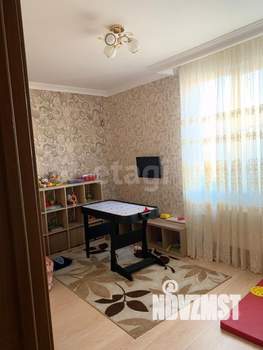 Дом 261м², 2-этажный, участок 8 сот.  