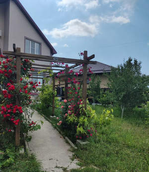 Дом 175м&sup2;, 2-этажный, участок 5 сот.  