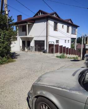 Дом 150м&sup2;, 2-этажный, участок 3 сот.  