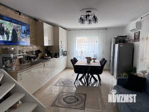 Дом 80м², 2-этажный, участок 3 сот.  