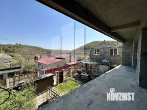 Дом 300м&sup2;, 2-этажный, участок 5 сот.  