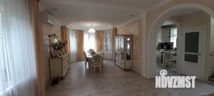 Дом 236м&sup2;, 2-этажный, участок 7 сот.  