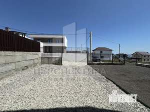 Дом 186м&sup2;, 2-этажный, участок 4 сот.  