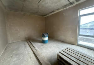 Дом 180м&sup2;, 3-этажный, участок 3 сот.  