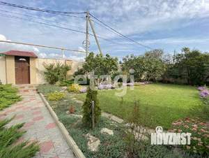 Дом 297м&sup2;, 3-этажный, участок 10 сот.  