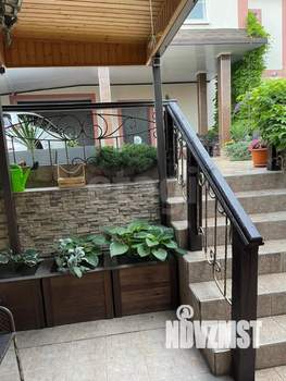 Дом 250м&sup2;, 2-этажный, участок 7 сот.  