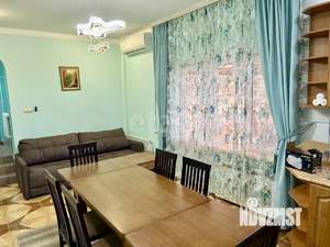 Дом 188м&sup2;, 2-этажный, участок 6 сот.  