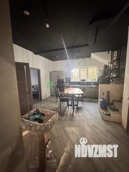 Дом 500м², 3-этажный, участок 5 сот.  