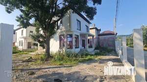 Дом 150м&sup2;, 2-этажный, участок 3 сот.  