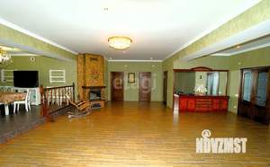 Дом 480м&sup2;, 2-этажный, участок 18 сот.  