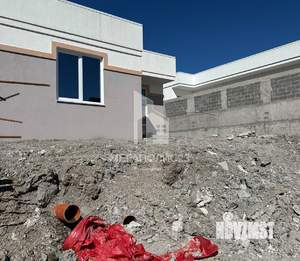 Дом 105м&sup2;, 1-этажный, участок 4 сот.  