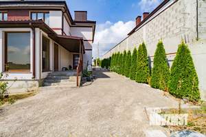 Дом 265м&sup2;, 2-этажный, участок 6 сот.  