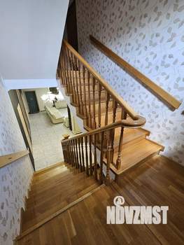 Дом 450м², 3-этажный, участок 9 сот.  