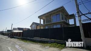 Дом 189м&sup2;, 2-этажный, участок 3 сот.  