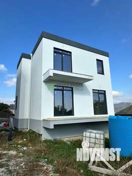 Дом 200м&sup2;, 2-этажный, участок 6 сот.  