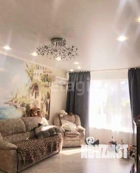 Дом 158м&sup2;, 3-этажный, участок 3 сот.  