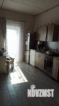 Дом 101м&sup2;, 2-этажный, участок 6 сот.  