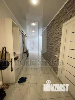 Дом 265м&sup2;, 2-этажный, участок 5 сот.  