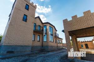 Дом 415м&sup2;, 2-этажный, участок 13 сот.  