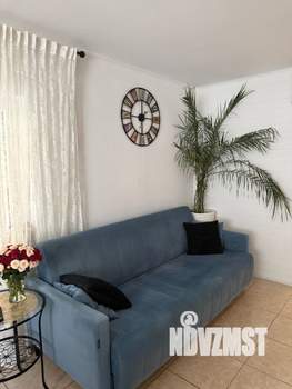 Дом 80м&sup2;, 2-этажный, участок 3 сот.  