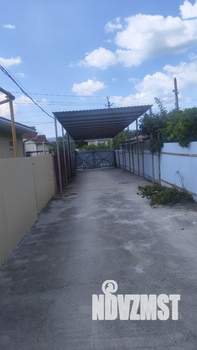 Дом 100м², 2-этажный, участок 10 сот.  