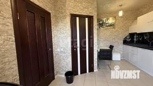 Дом 109м&sup2;, 2-этажный, участок 3 сот.  