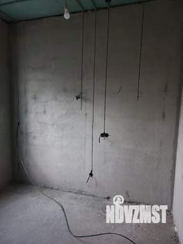 Дом 104м&sup2;, 2-этажный, участок 4 сот.  