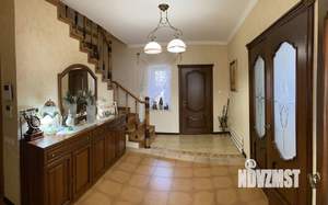 Дом 280м&sup2;, 3-этажный, участок 21 сот.  