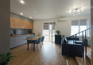 Дом 110м&sup2;, 2-этажный, участок 5 сот.  