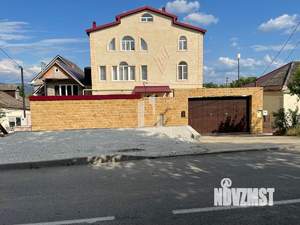 Дом 390м², 3-этажный, участок 6 сот.  