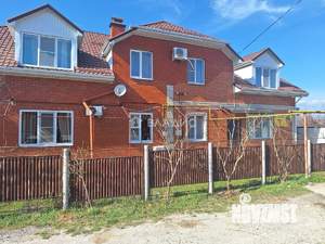 Дом 371м², 2-этажный, участок 10 сот.  