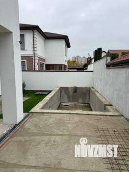 Дом 270м&sup2;, 2-этажный, участок 5 сот.  