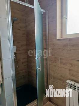 Дом 180м&sup2;, 2-этажный, участок 9 сот.  