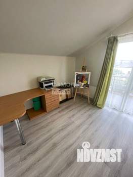 Дом 160м², 2-этажный, участок 6 сот.  