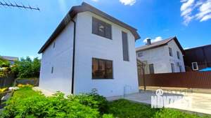 Дом 135м&sup2;, 2-этажный, участок 4 сот.  