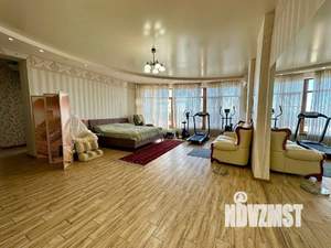 Дом 513м², 2-этажный, участок 6 сот.  