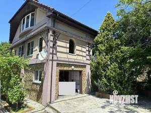 Дом 400м&sup2;, 2-этажный, участок 15 сот.  