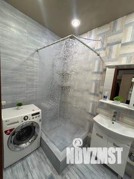 1-к квартира, посуточно, 35м2, 2/4 этаж