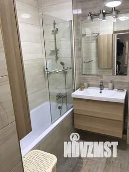 1-к квартира, посуточно, 50м2, 3/3 этаж