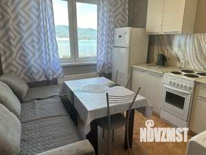 1-к квартира, посуточно, 38м2, 11/16 этаж
