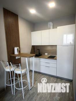 Студия квартира, посуточно, 28м2, 2/22 этаж