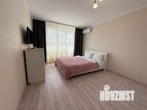 1-к квартира, посуточно, 38м2, 13/16 этаж
