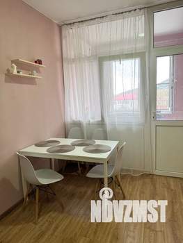 1-к квартира, посуточно, 44м2, 4/6 этаж