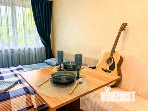 Студия квартира, посуточно, 20м2, 1/5 этаж