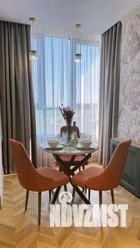 Студия квартира, посуточно, 31м2, 20/21 этаж