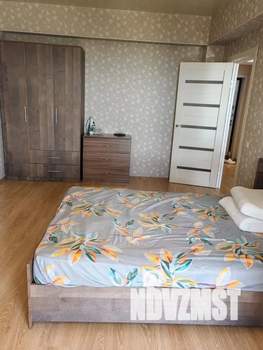 1-к квартира, посуточно, 42м2, 5/17 этаж