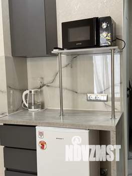 Студия квартира, посуточно, 27м2, 7/18 этаж